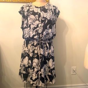 DR2 lined drawstring floral dress